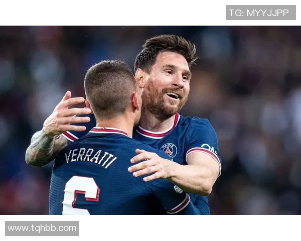 与足球明星同框的精彩瞬间分享你我共同的热爱与梦想 与足球明星同框的精彩瞬间分享你我共同的热爱与梦想