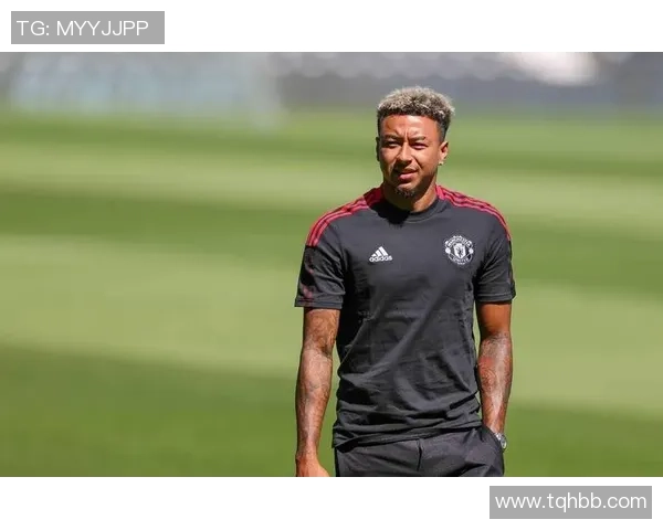 杰西女友揭秘足球明星背后的爱情故事与生活点滴